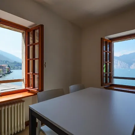 Interno 3 * Malcesine