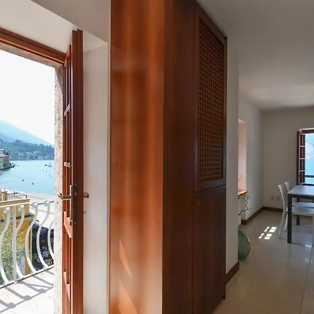 Interno 3 * Malcesine