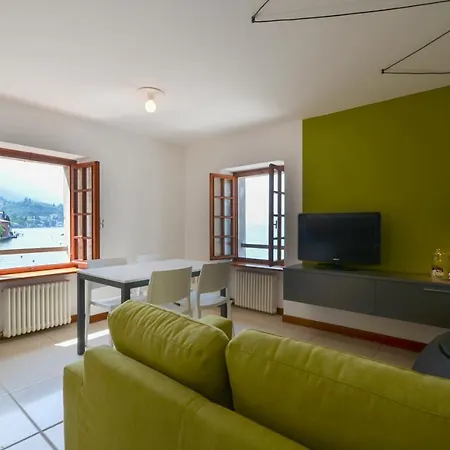 Interno 3 Apartament *