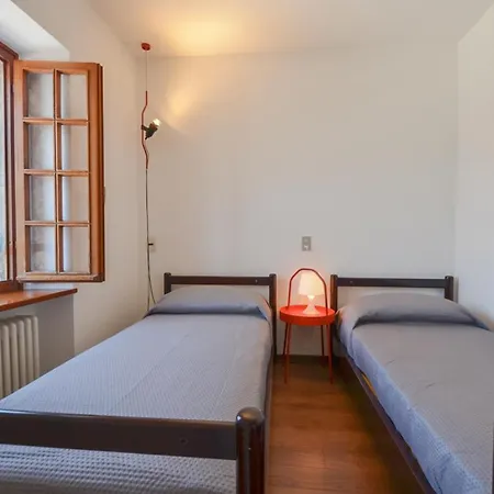 شقة Interno 3 *